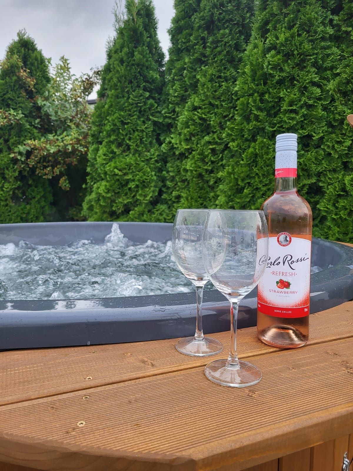 Wynajem, mobilna balia jacuzzi