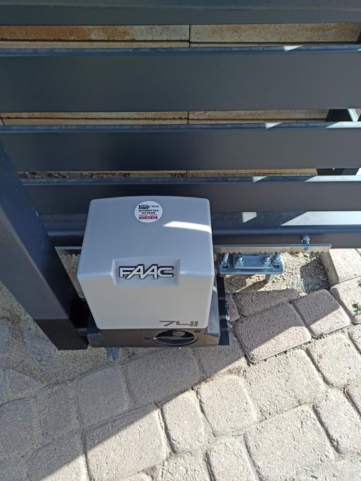 Montaż naprawa automatyki do bram wjazdowych i garażowych
