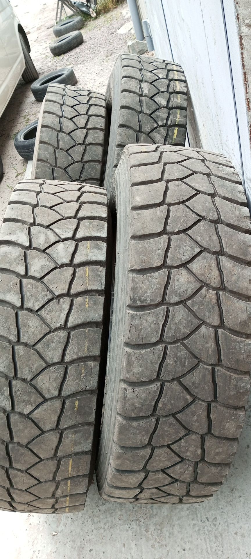 Автошини 315/80R22.5 кар'єрна 11шт.