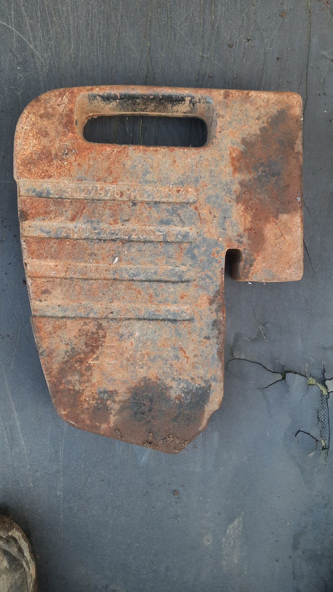 Obciazniki na przod Mf 255 U-R-S-U-S 3512