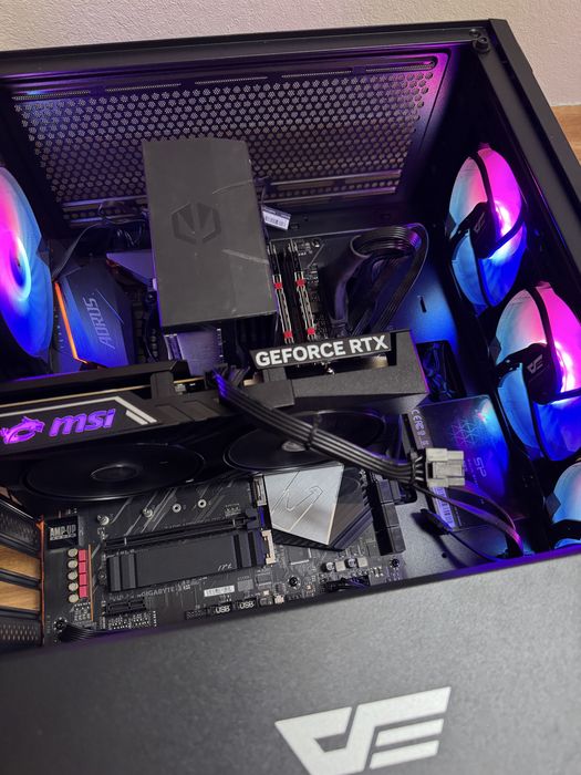 Komputer Gamingowy RTX 5060 I5-10600kf 16GB RAM DYSK M2 1TB WIN 11