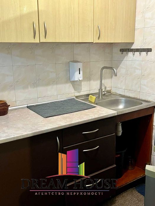 Продаж 2 к кварти м. Черкаси