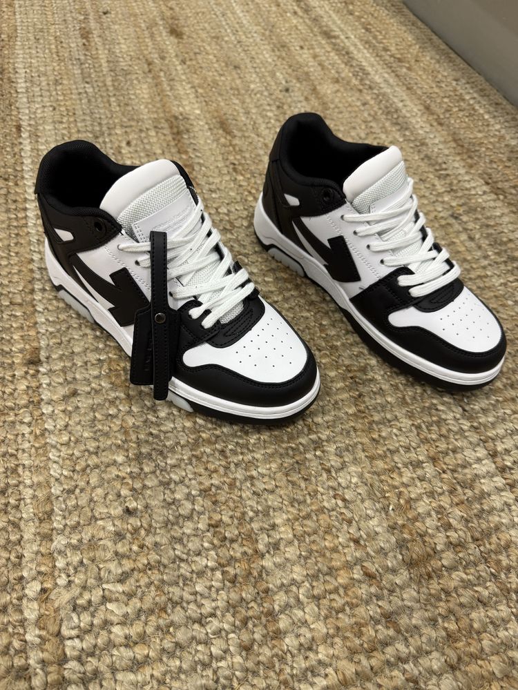 Off-white Promoção