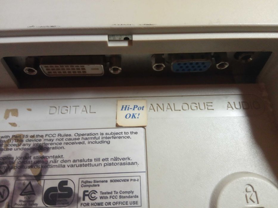 Монітор монитор плоский