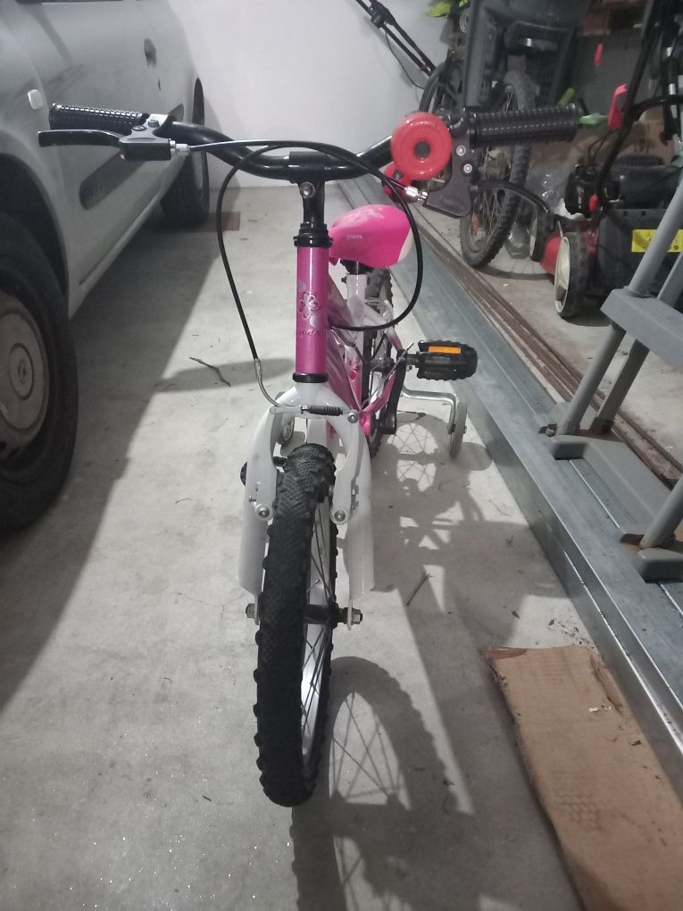 Vendo ou troco bicicleta de menina