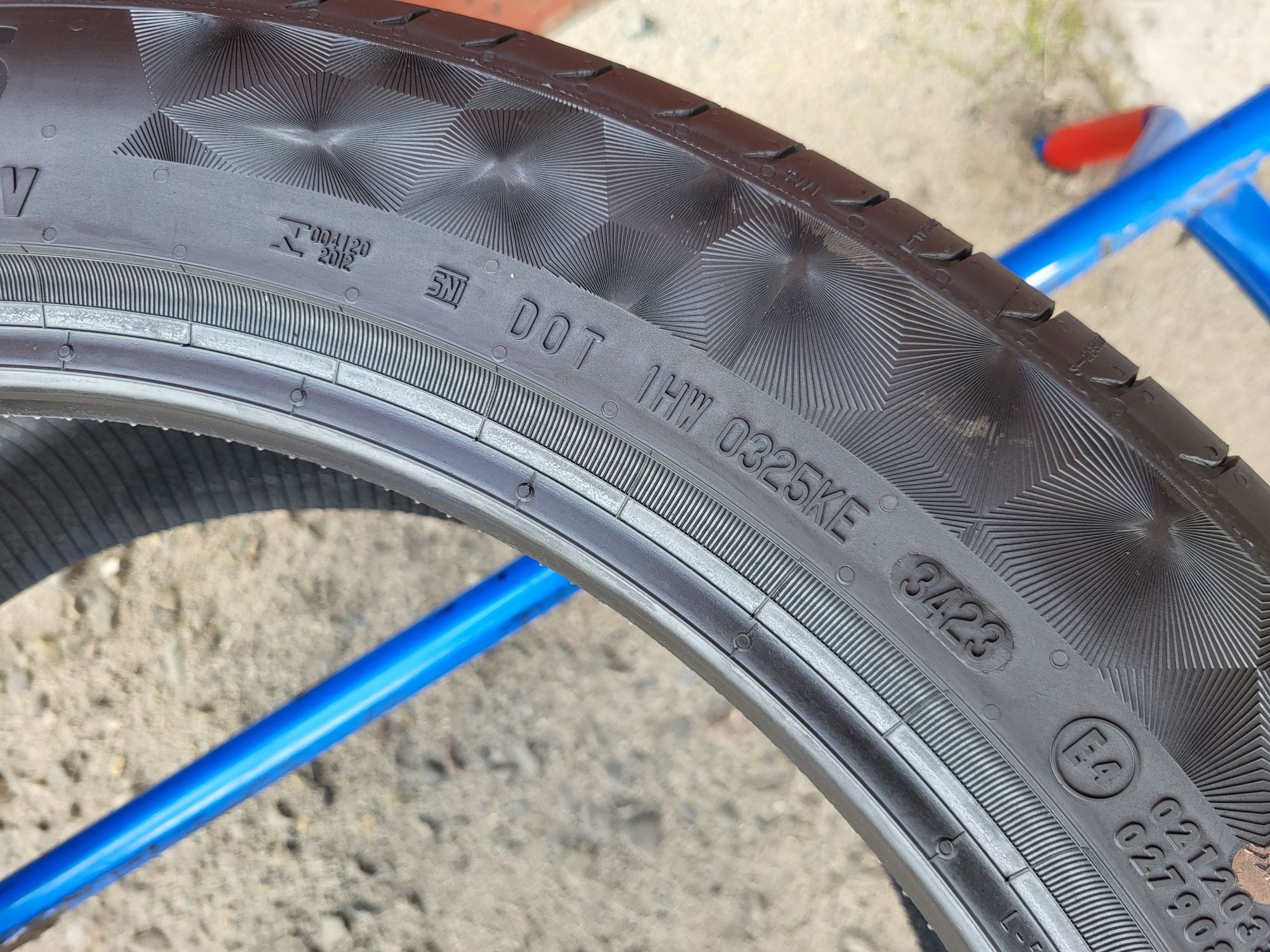 245/45/19 R19 Continental PremiumContact 6 4шт ціна за 1шт шини 7.5мм