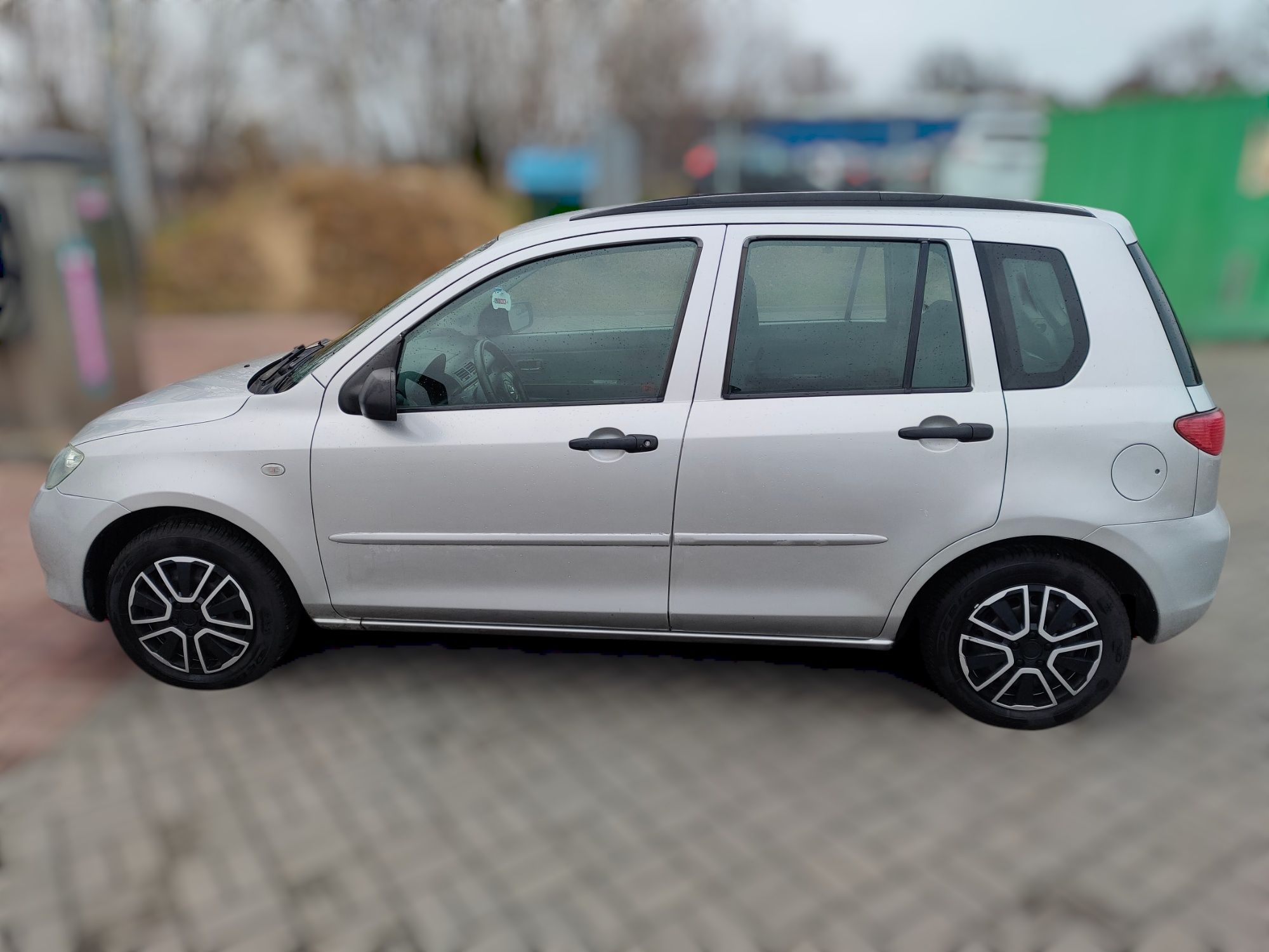 Mazda 2 mikrovan 1.25 benzyna ZETEC klima