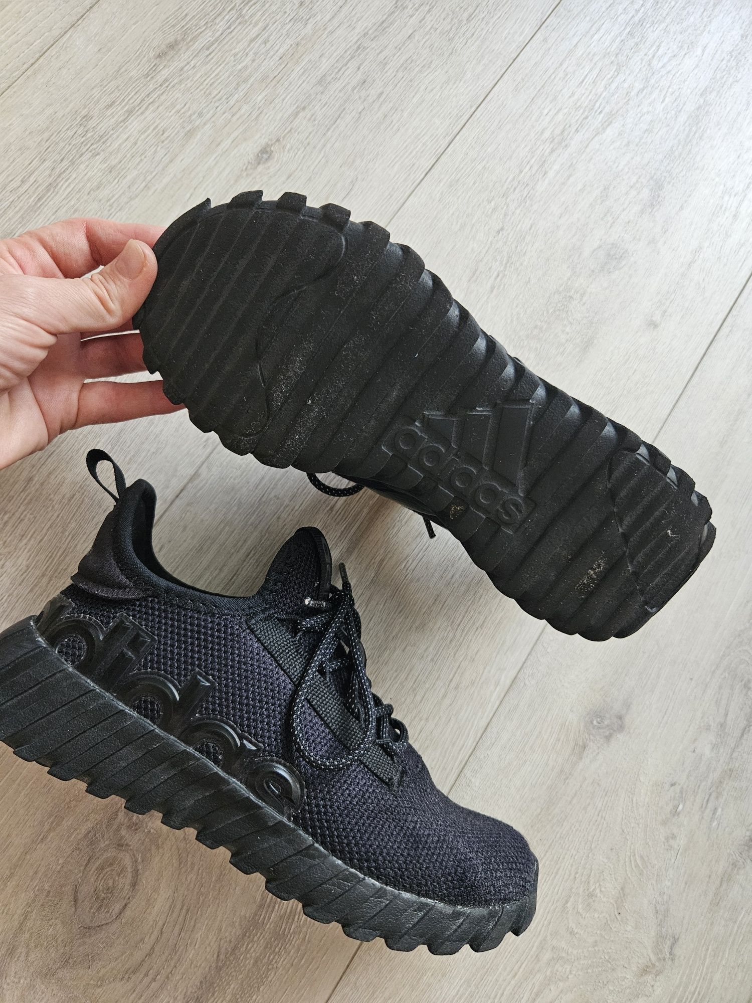 Кроссівки для хлопчика adidas,розмір 35,2