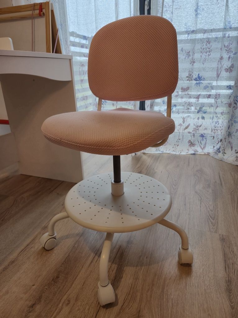 Ikea biurko SMÅGÖRA + fotel Vimund