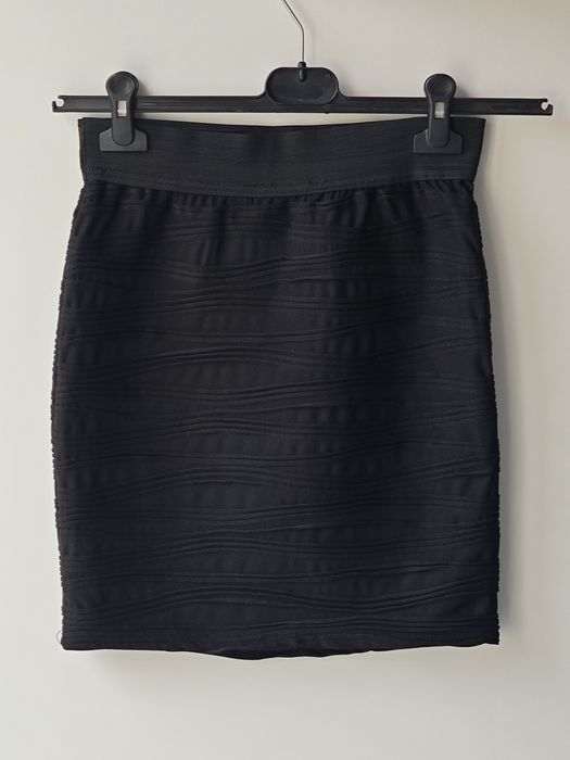 Spódnica mini bandażowa dopasowana Internacionale prążkowana