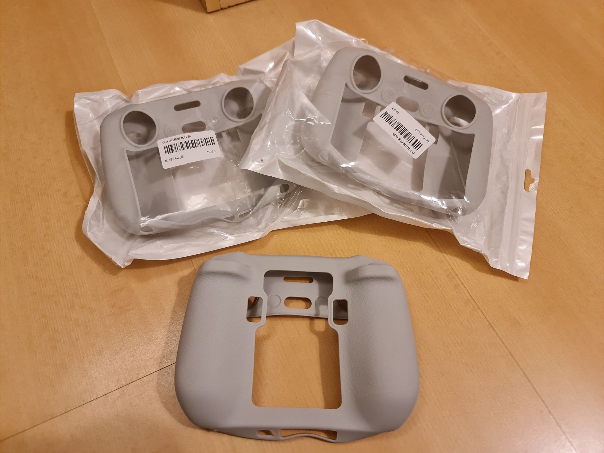 DJI RC capa protectora - novo
Com a mesma cor do comando.
Exc