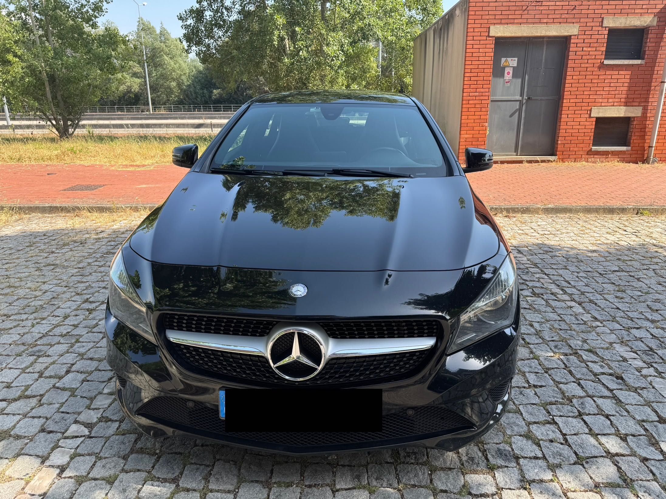 Mercedes-Benz cla 180d shooting brake
