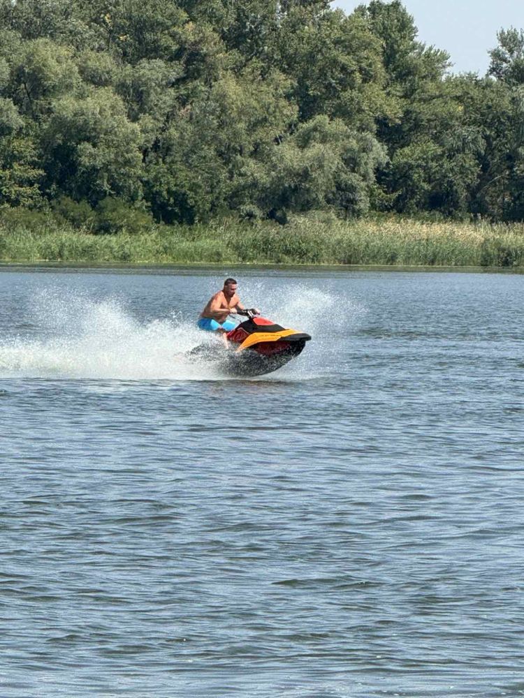 Гидроцикл BRP Spark Trixx 2019