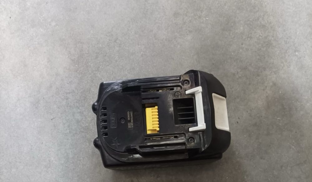 Nieudany prezent Oryginalny akumulator Li-ion BL1850B MAKITA 18V 3.0AH