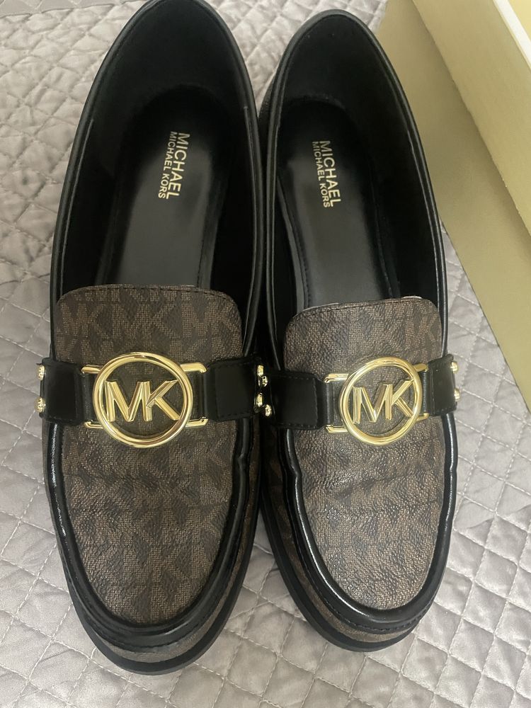 Michael Kors eleganckie mokasyny