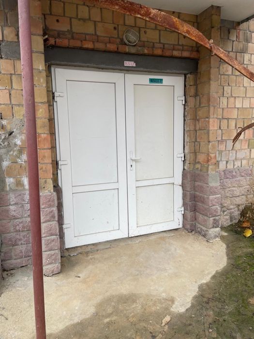 Металопластикові вікна та двері бу в асортименті