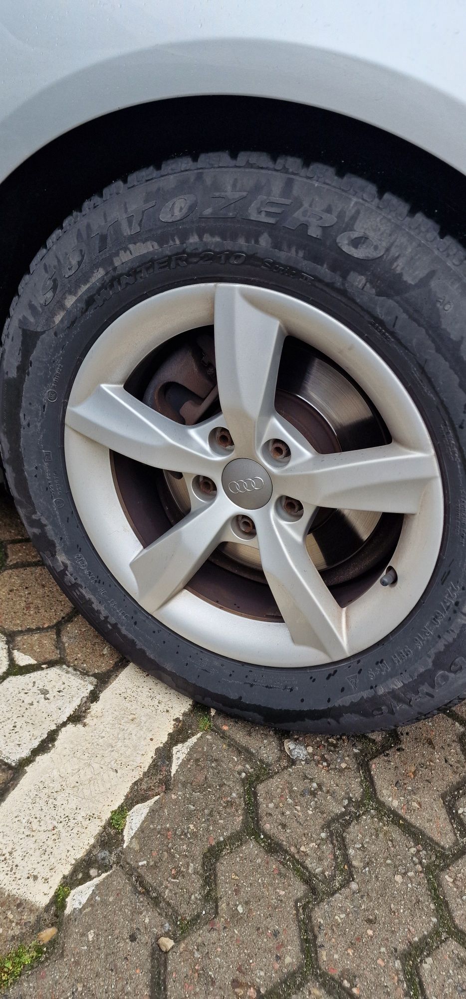 Alufelgi koła audi