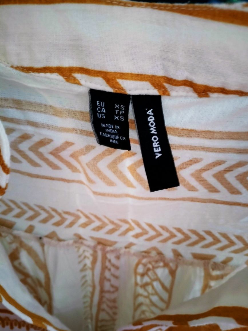 Sukienka letnia Boho Aztek rozkloszowana biała wzory vero moda 34 xs