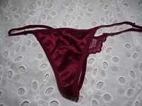 Lovehoney satynowe stringi M