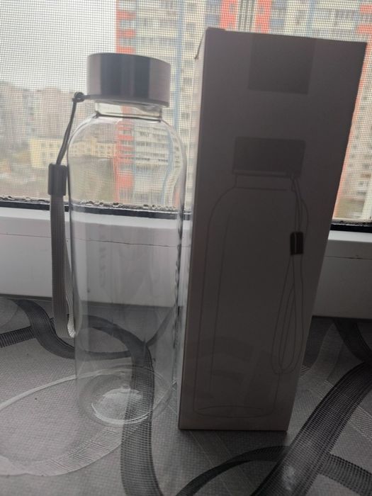 Стильная качественная бутылка для питья воды 600 мл.