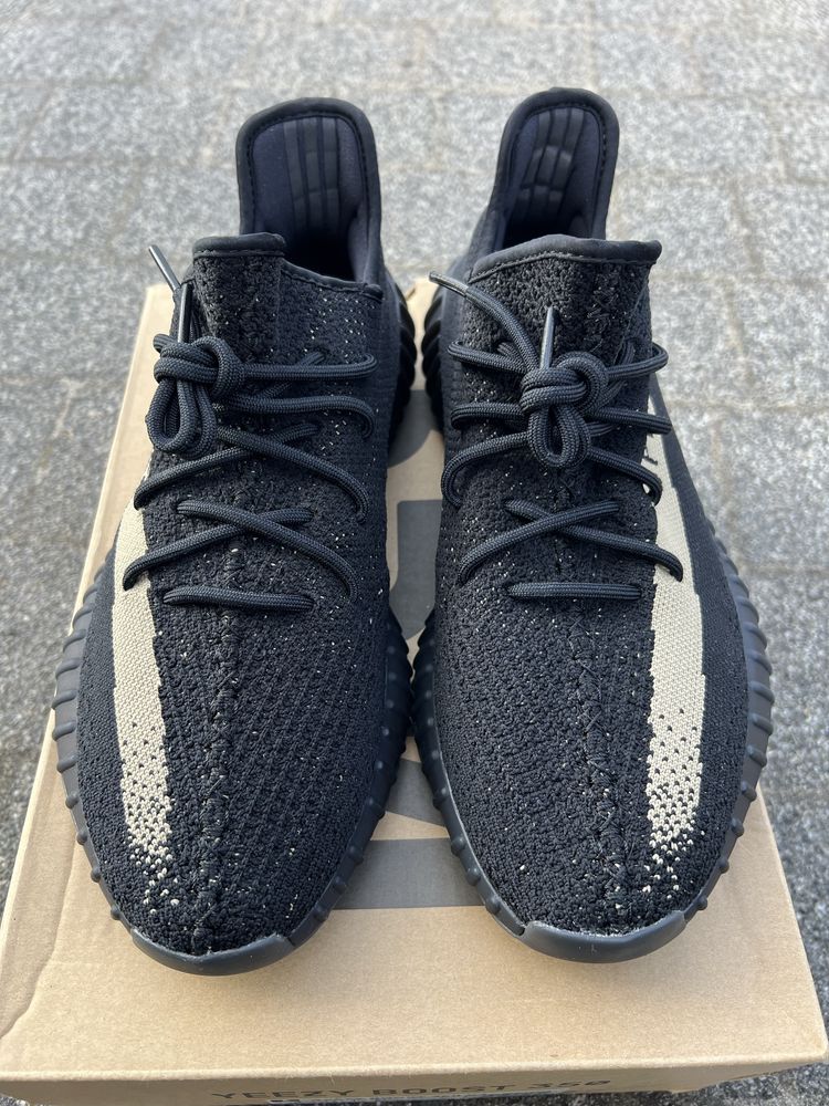 Adidas Yeezy Boost 350 V2 Core Black Green sneakersy czarne 46 2/3