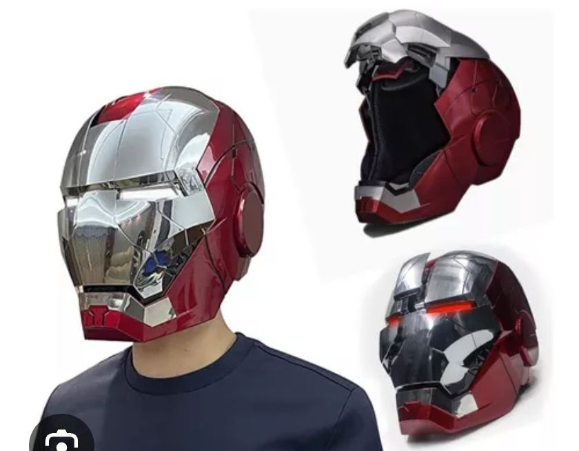 Dois Capacetes Iron Man um deles eletrónico com comando de voz