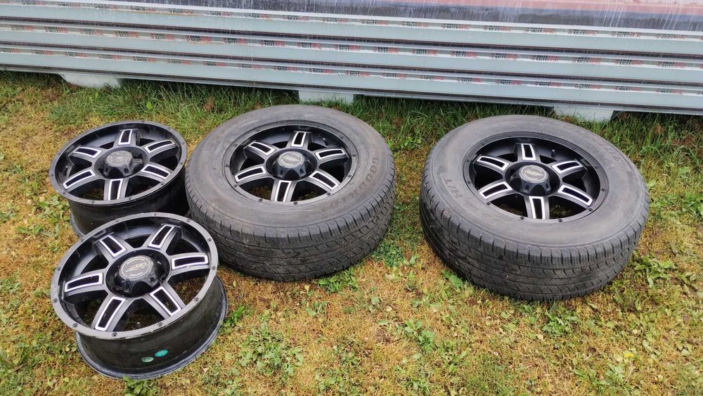 Felgi Aluminiowe Dodge Ram 1500 17" 5x139,7 Wrangler