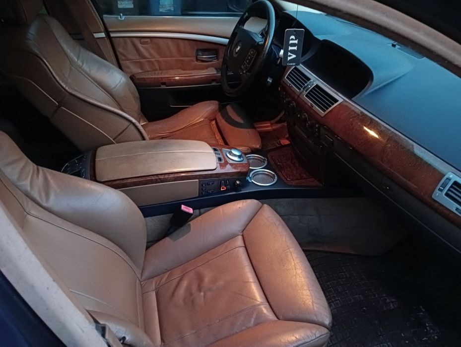 BMW 740D V8 2002 Automat alu 19 komforty Xenon roletki