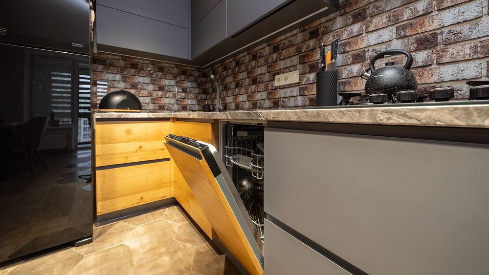 3 кімнатна ремонт меблі техніка новобудова Масани Незалежності автоном