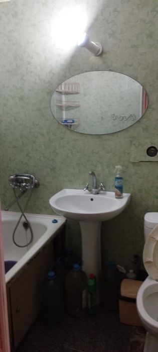 Сдам 1 комнатную квартиру 5000 в эту сумму входят коммунальные услуги