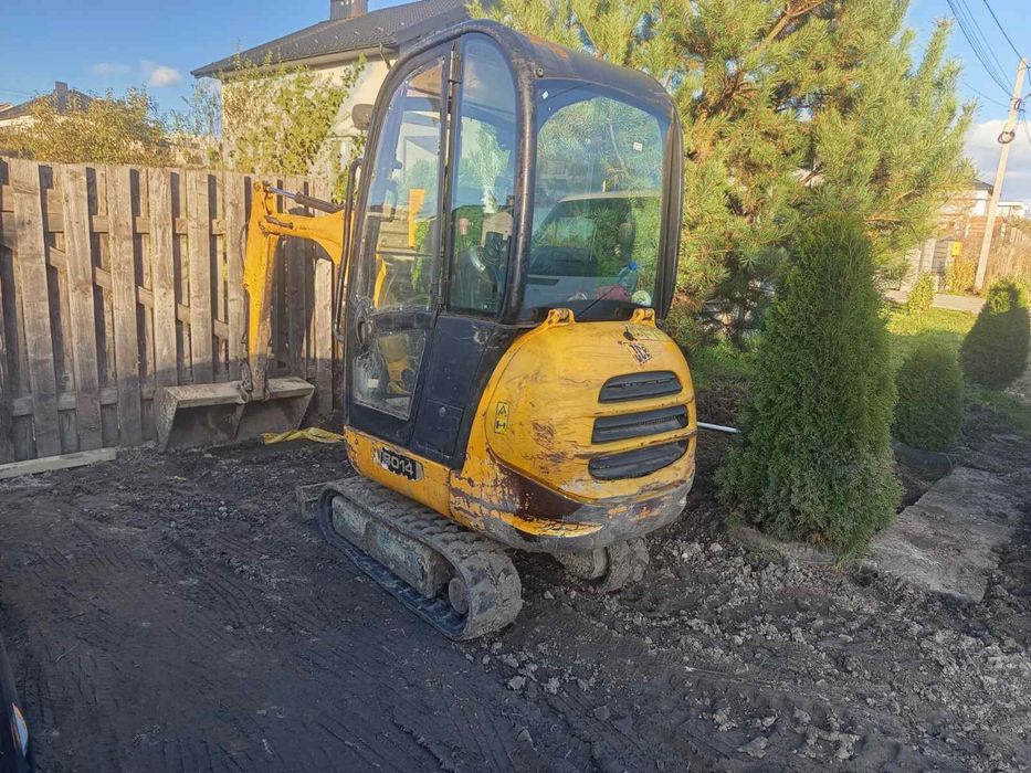Продається міні -екскаватор JCB
