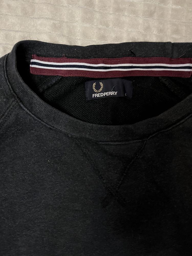 Fred Perry солідняча