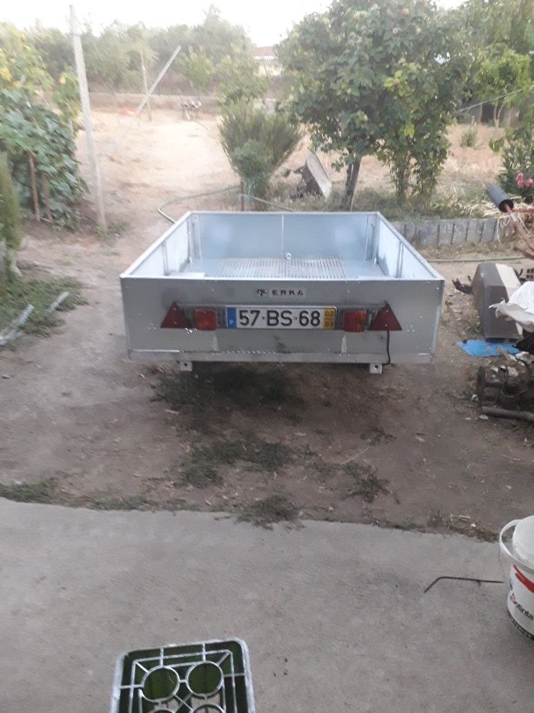 Reboque Erka 2 metros por 1.5