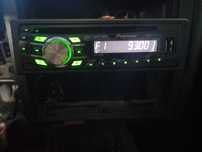 Radio samochodowe Pioneer DEH-2320UB 4x50W CD USB MP3 wiązka kieszeń