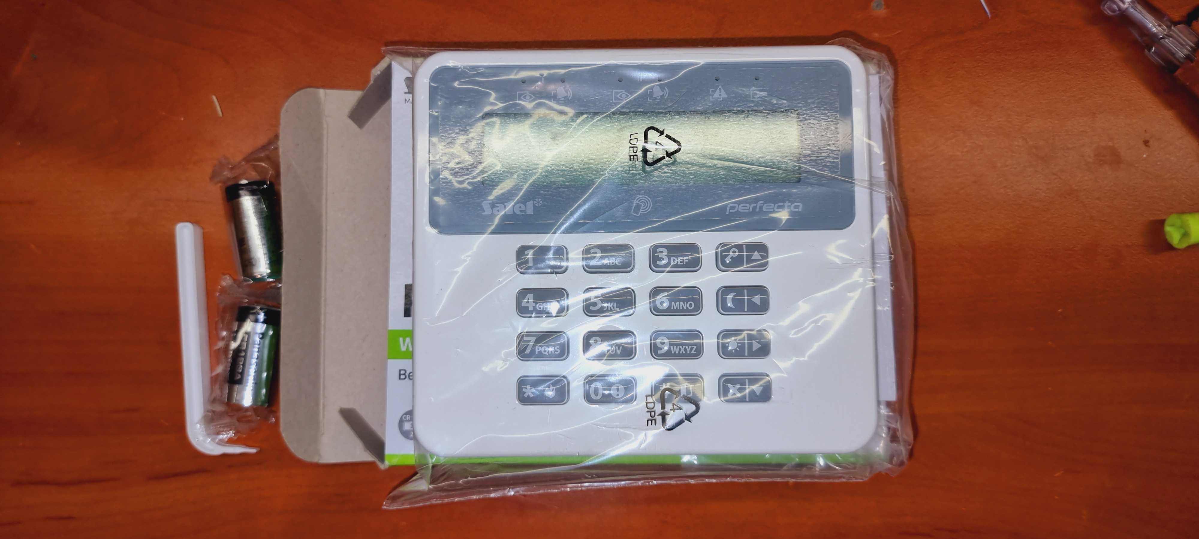 Satel Bezprzewodowy Manipulator  LCD PRF-LCD-A2