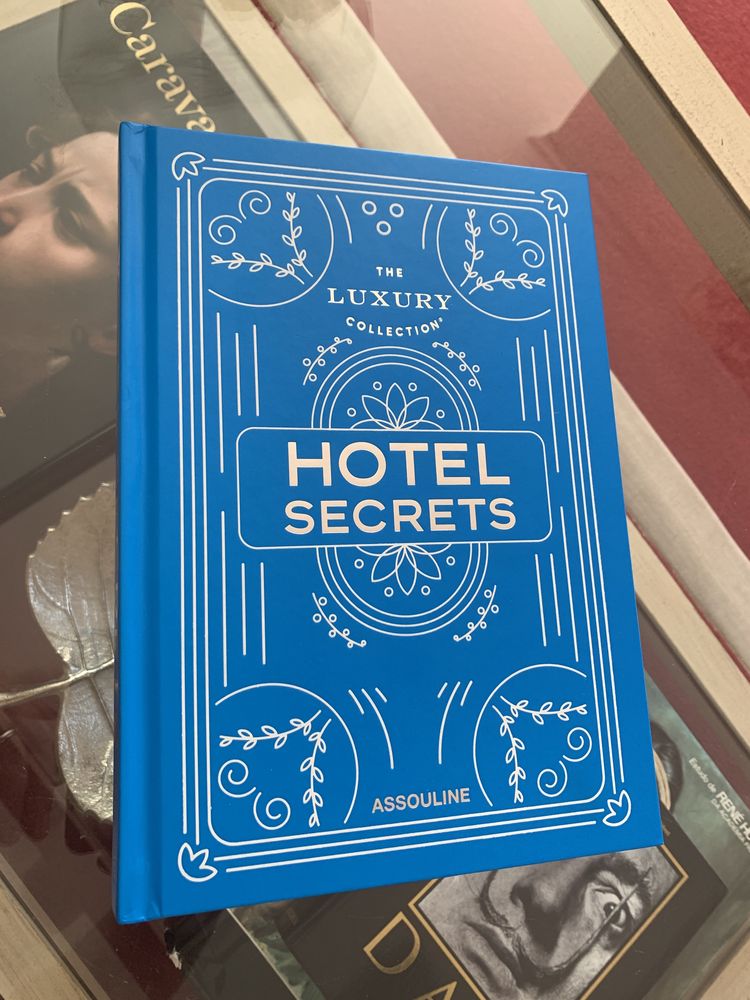 Livro Assouline Hotel Secrets