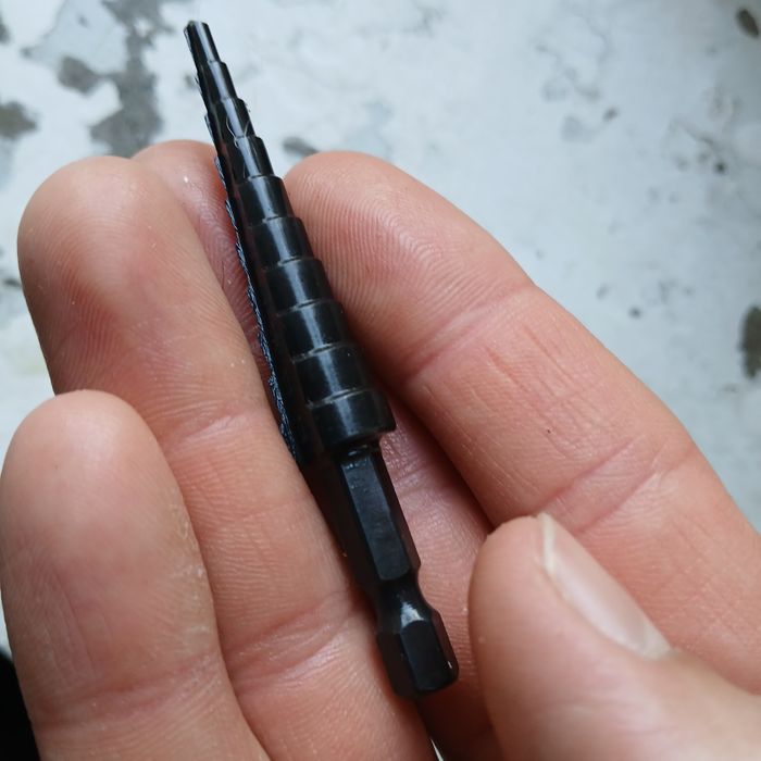 Sprzedam wiertło stożkowe stopniowe 4-12mm