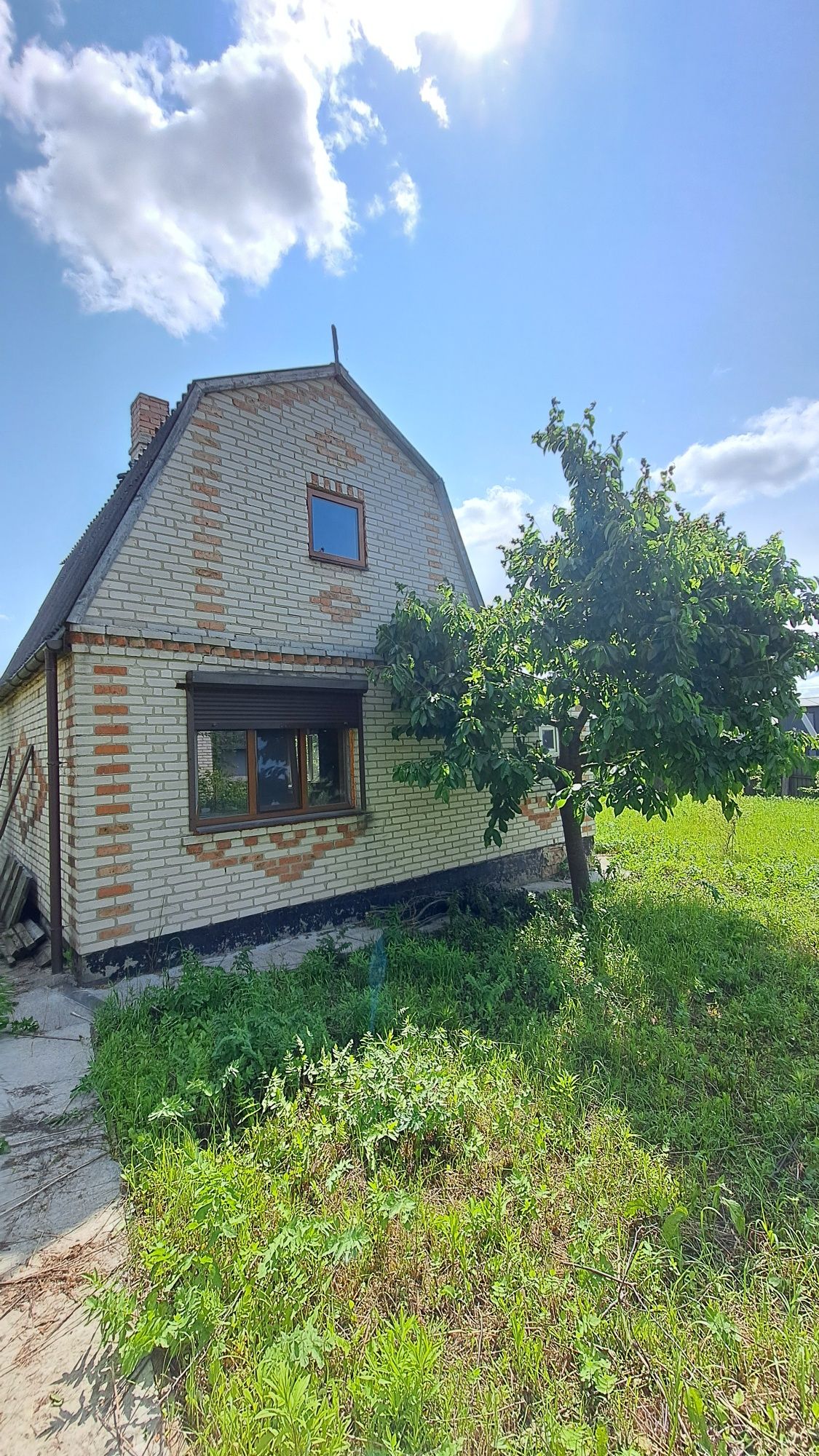 Продаж дачного будинку
