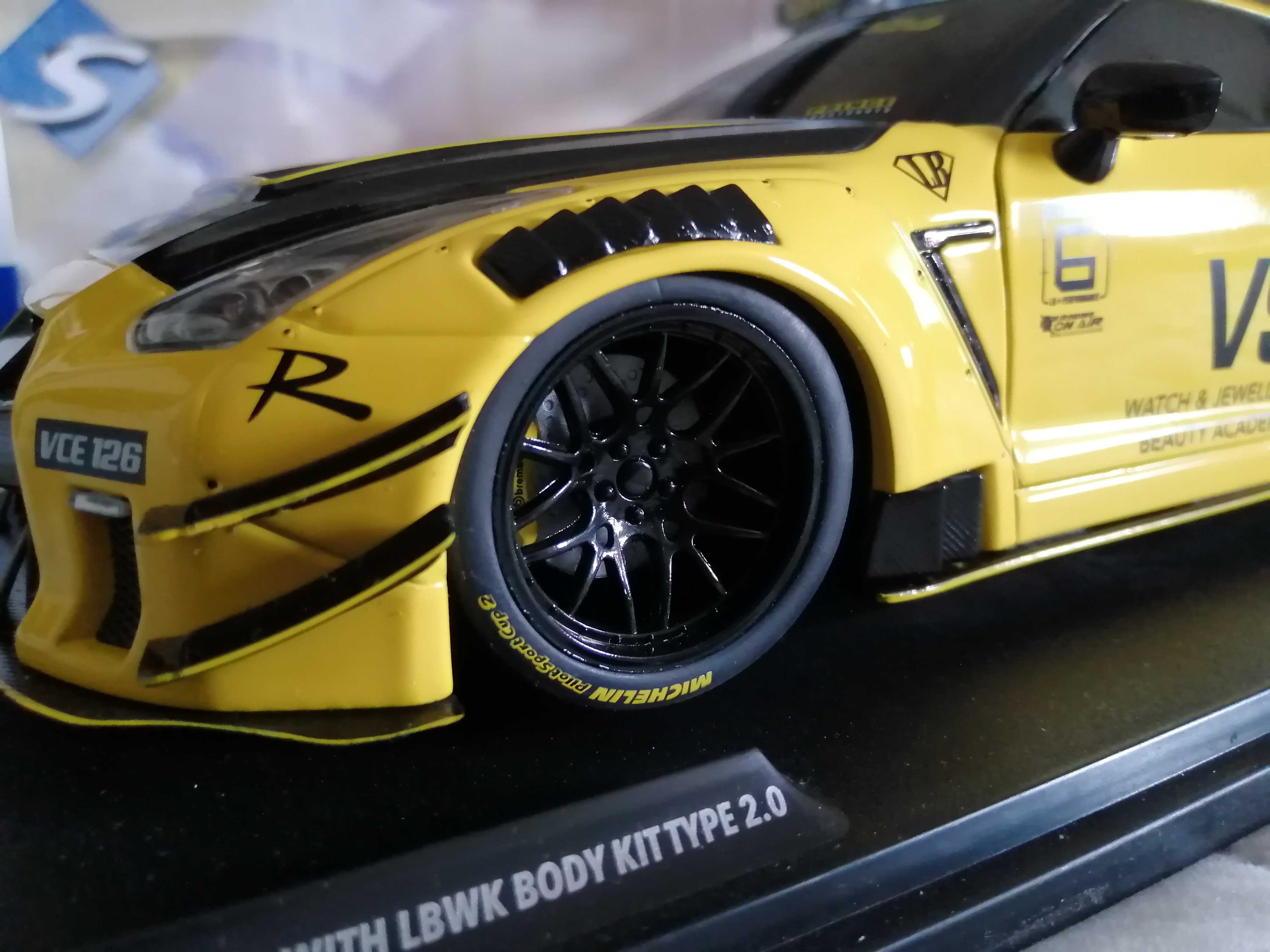 Solido 1:18 Nissan Skyline GT-R LBWK NOVO