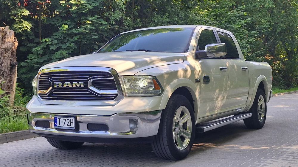 Dodge RAM Dodge RAM 2016 5,7 hemi LONGHORN LARAMIE