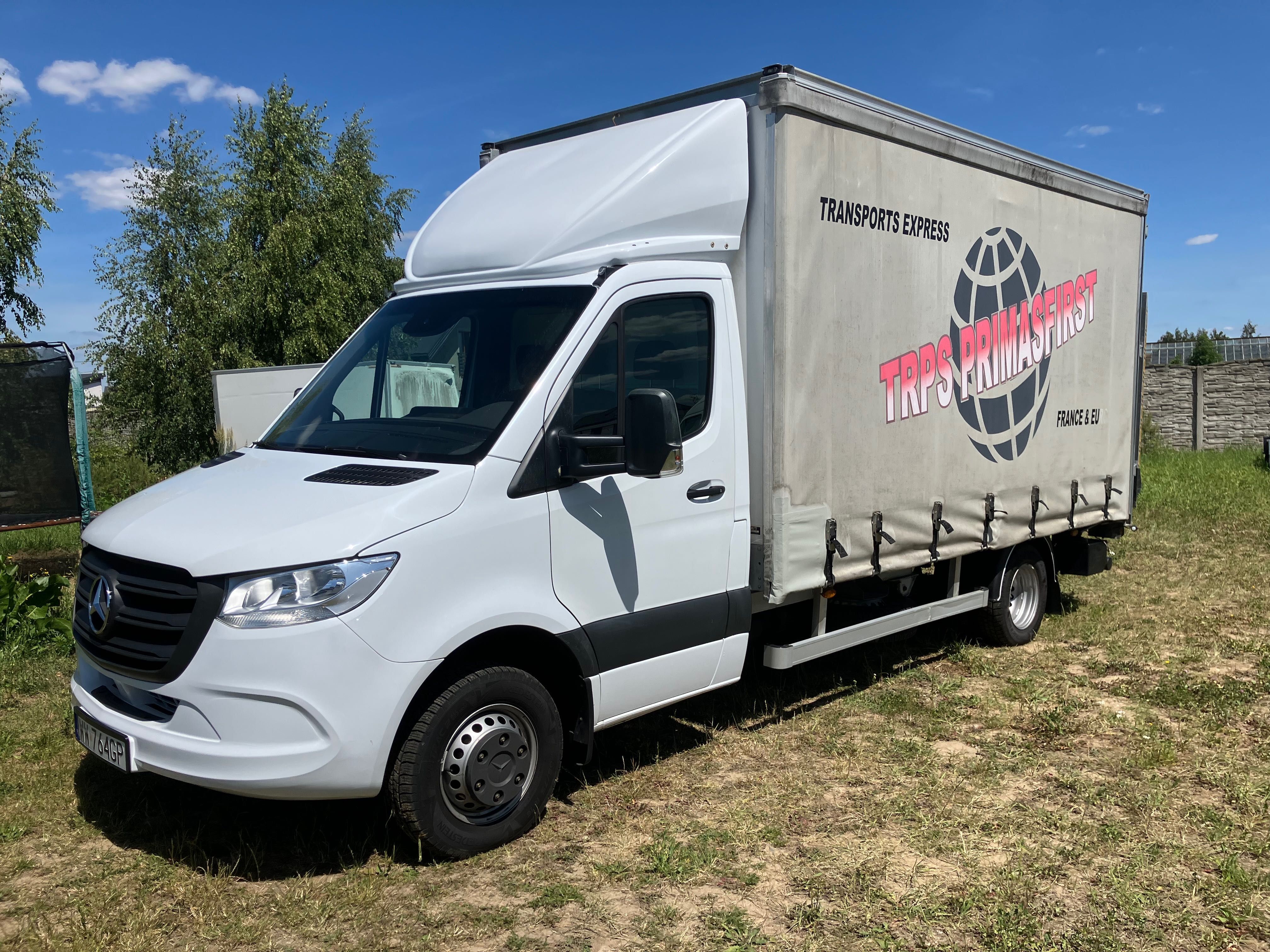 wynajem  auto wypożyczalnia dostawczy plandeka firanka z windą