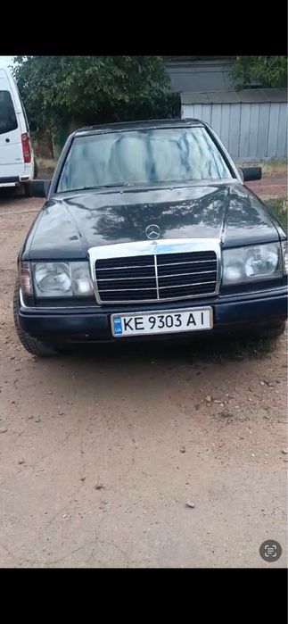 Продам мерседес бенз 124