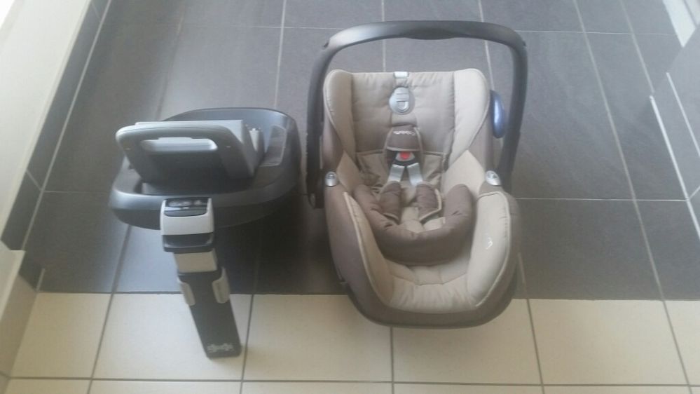 Fotelik Maxi- Cosi CabrioFix i Baza Maxi-Cosi FamilyFix!