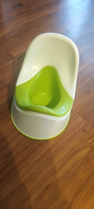 Nocnik IKEA z wyjmowana wkładką