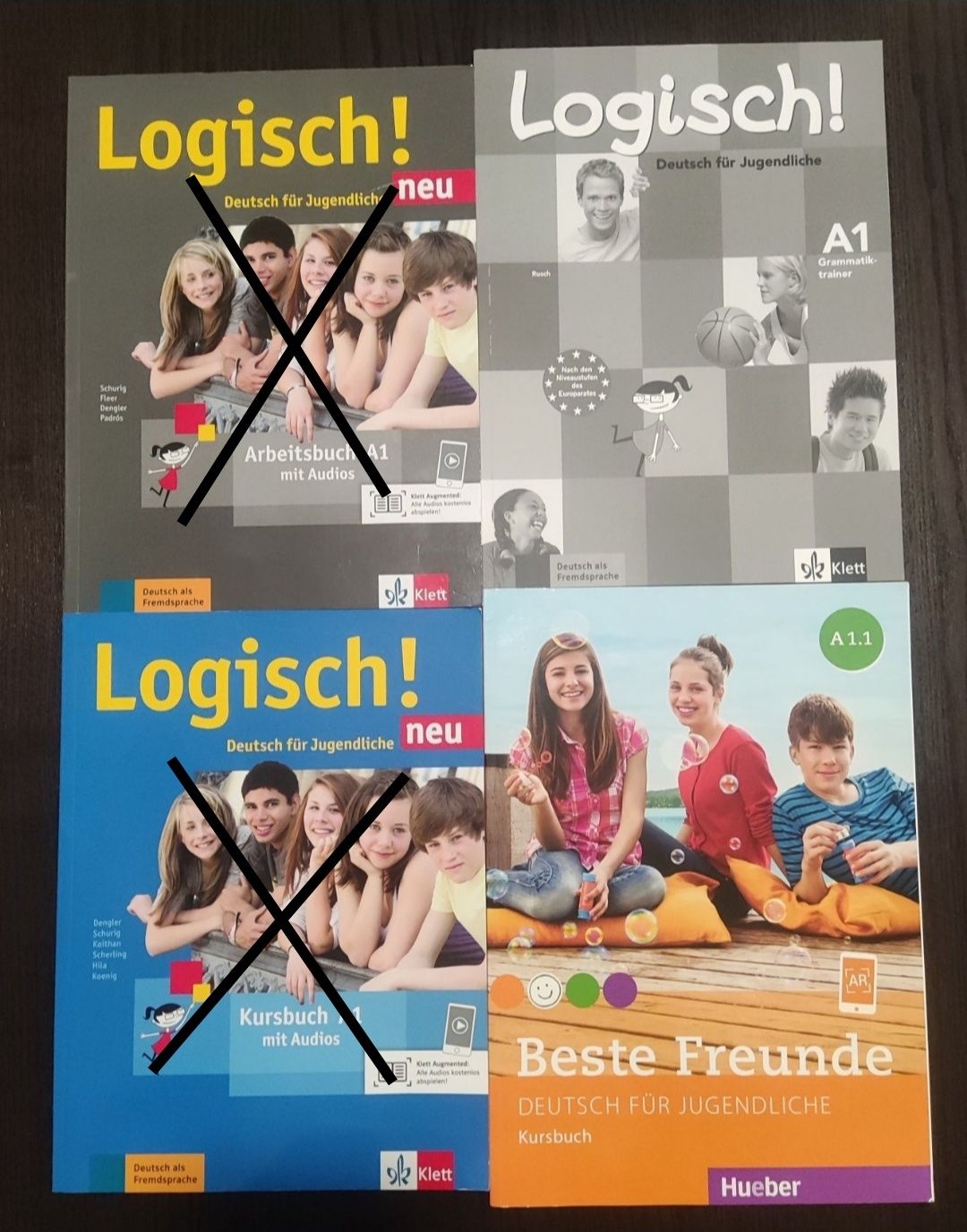Vendo livros/cadernos de atividades Inglês e Alemão