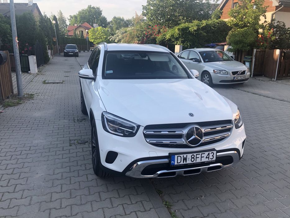 Wypozyczalnia aut pojazdow samochodow