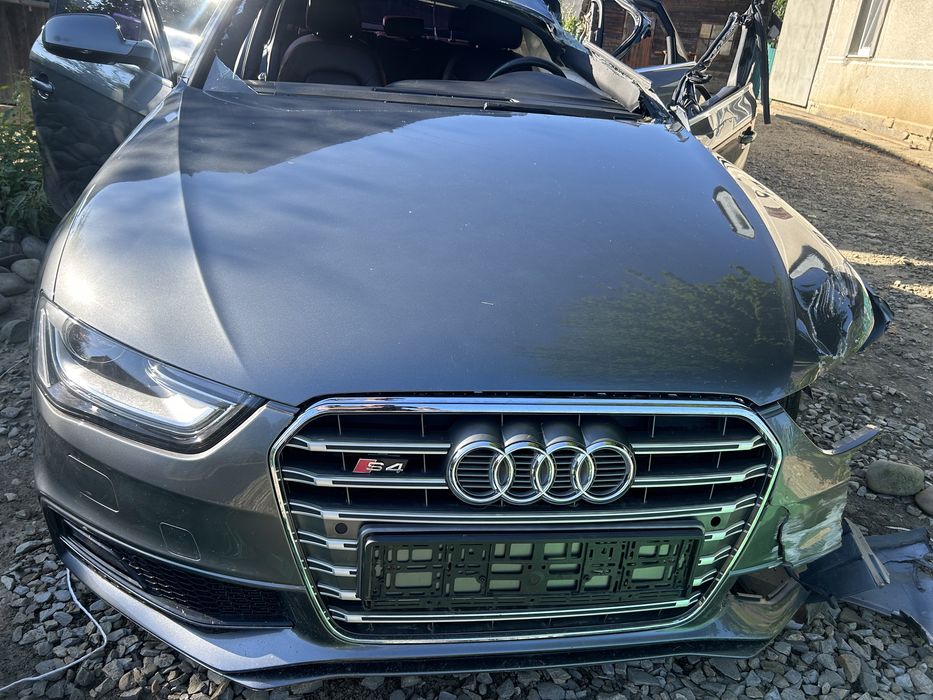 Ауді А4B8 2015 року, рестайлінг 2.0 TFSI Quattro