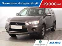 Mitsubishi Outlander 2.0 DI-D, Salon Polska, Xenon, Klimatronic, Tempomat