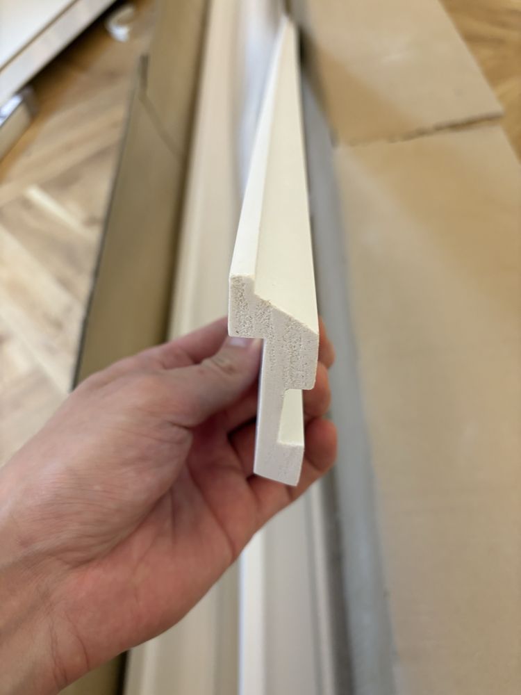 Gzyms/ listwa przypodłogowa PolyForce MD024