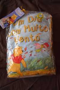 Almofada livro- Ursinho Pooh (Winnie-the-Pooh) Disney